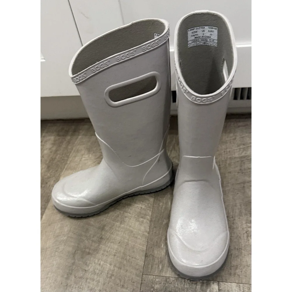 Bogs Kids Size Youth 2 Skipper Silver Glitter Rain Boots